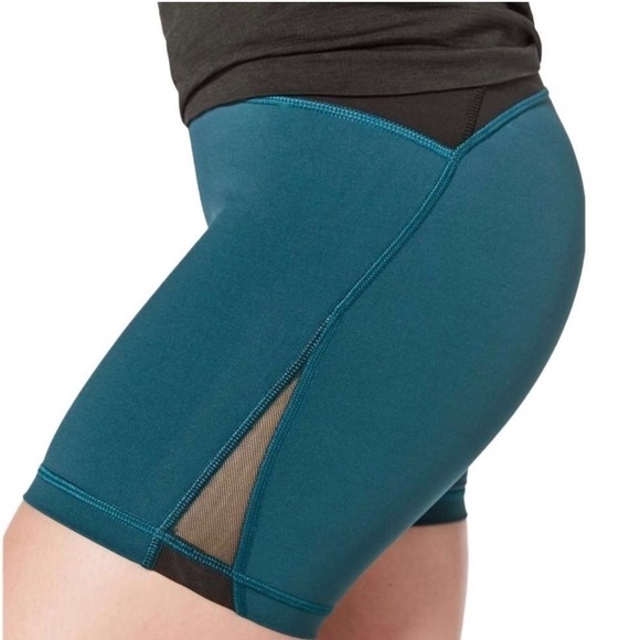 Lululemon Train Times Short 6" Nile Blue / Black - Picture 3 of 9